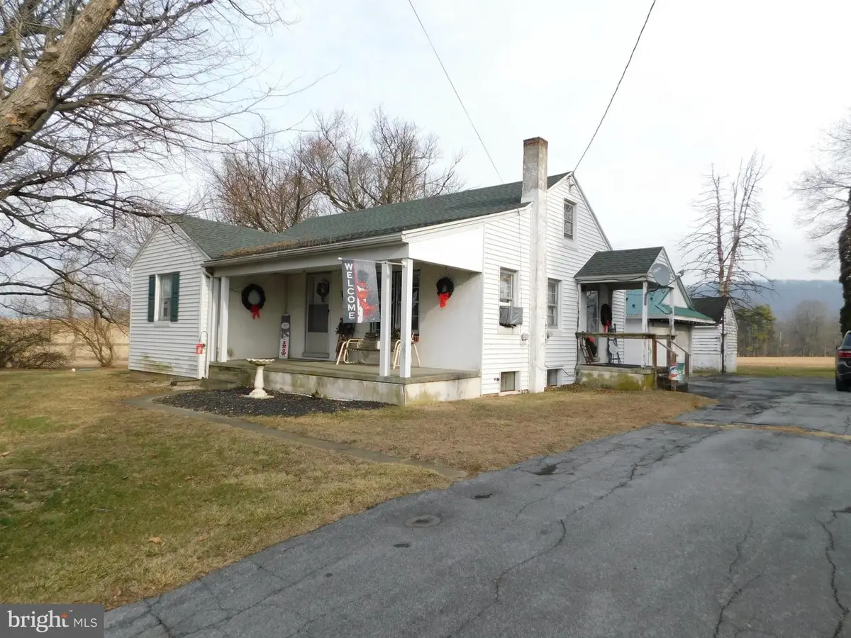 463 Covered Bridge Rd, Oley, PA 19547 - Image #1