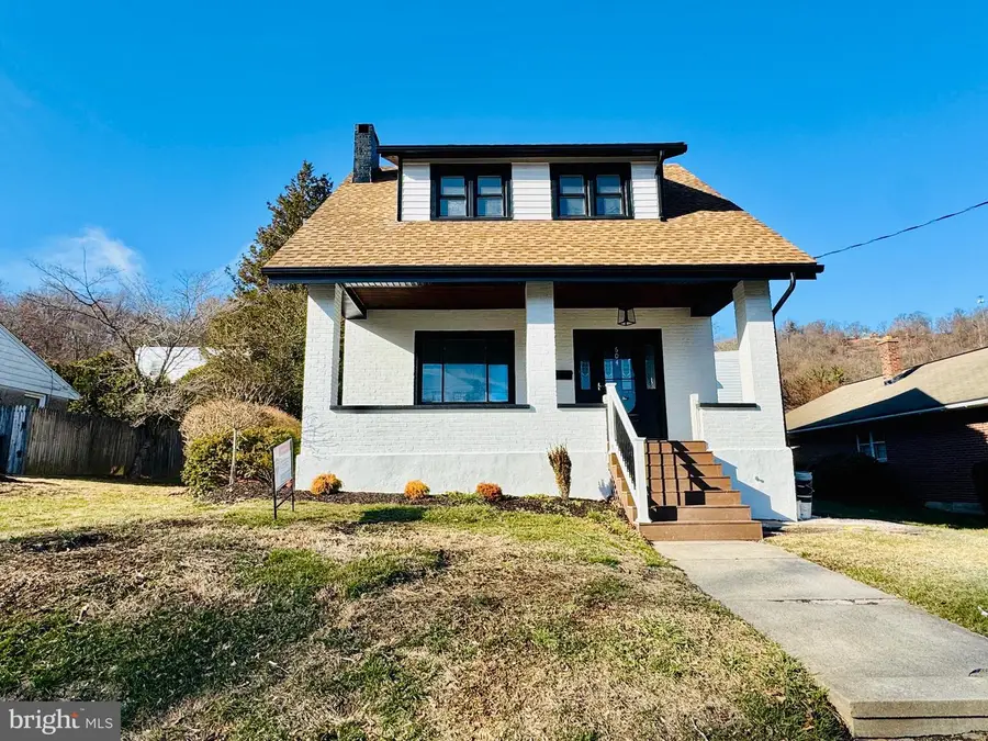 604 Carsonia Ave, Reading, PA 19606 - Image #2