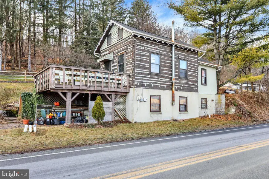 38 W Penn St, Lenhartsville, PA 19534 - Image #2