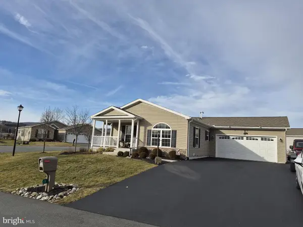 1 Sandpiper Dr, BECHTELSVILLE, PA 19505
