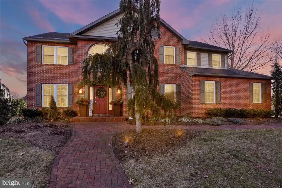 4156 Hill Terrace Dr, Reading, PA 19608 - Image #2