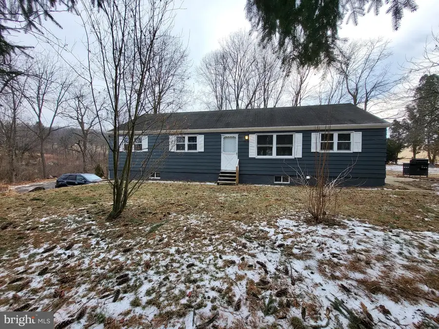 268 Birch Hill Rd, Shoemakersville, PA 19555 - Image #2