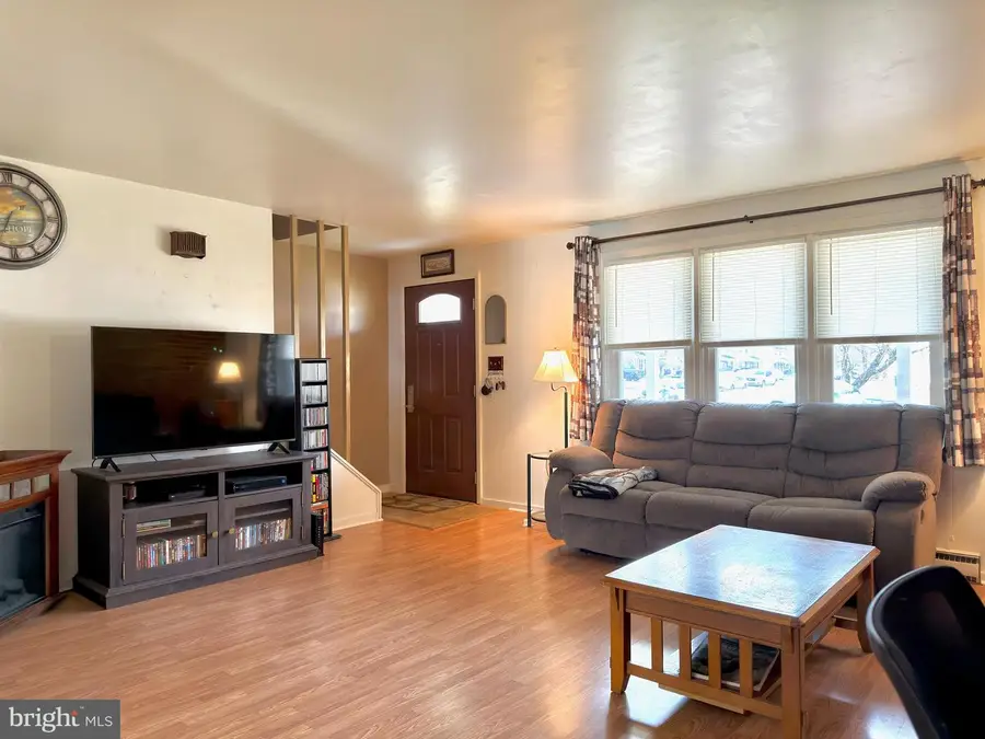 119 S Wayne St, Robesonia, PA 19551 - Image #3