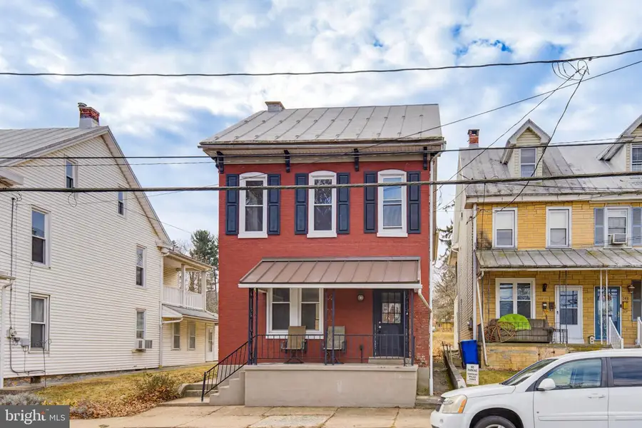 244 E High St, Womelsdorf, PA 19567 - Image #2