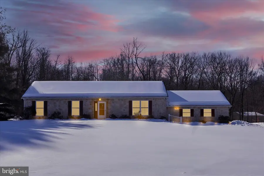 13 Davids Dr, Fleetwood, PA 19522 - Image #3