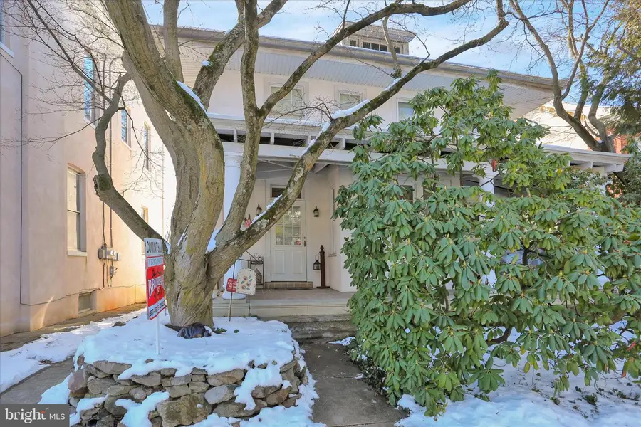 142 W Philadelphia Ave, Boyertown, PA 19512 - Image #2