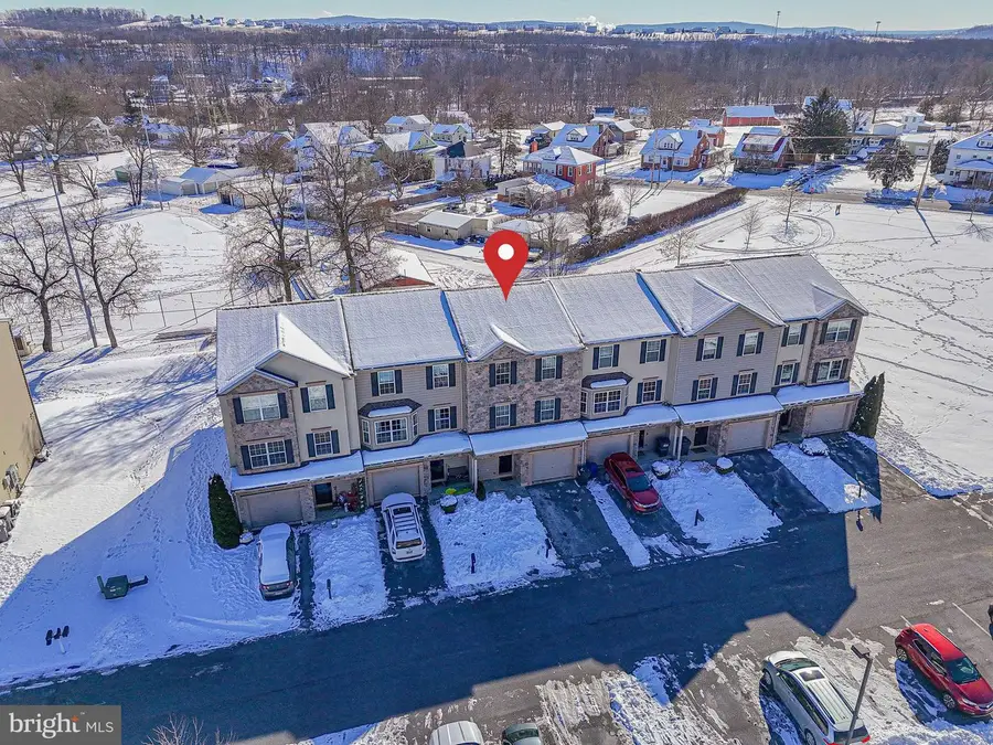 1014 Yarn Ct, Mohrsville, PA 19541 - Image #2