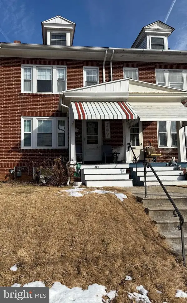 325 Carroll St, READING, PA 19611