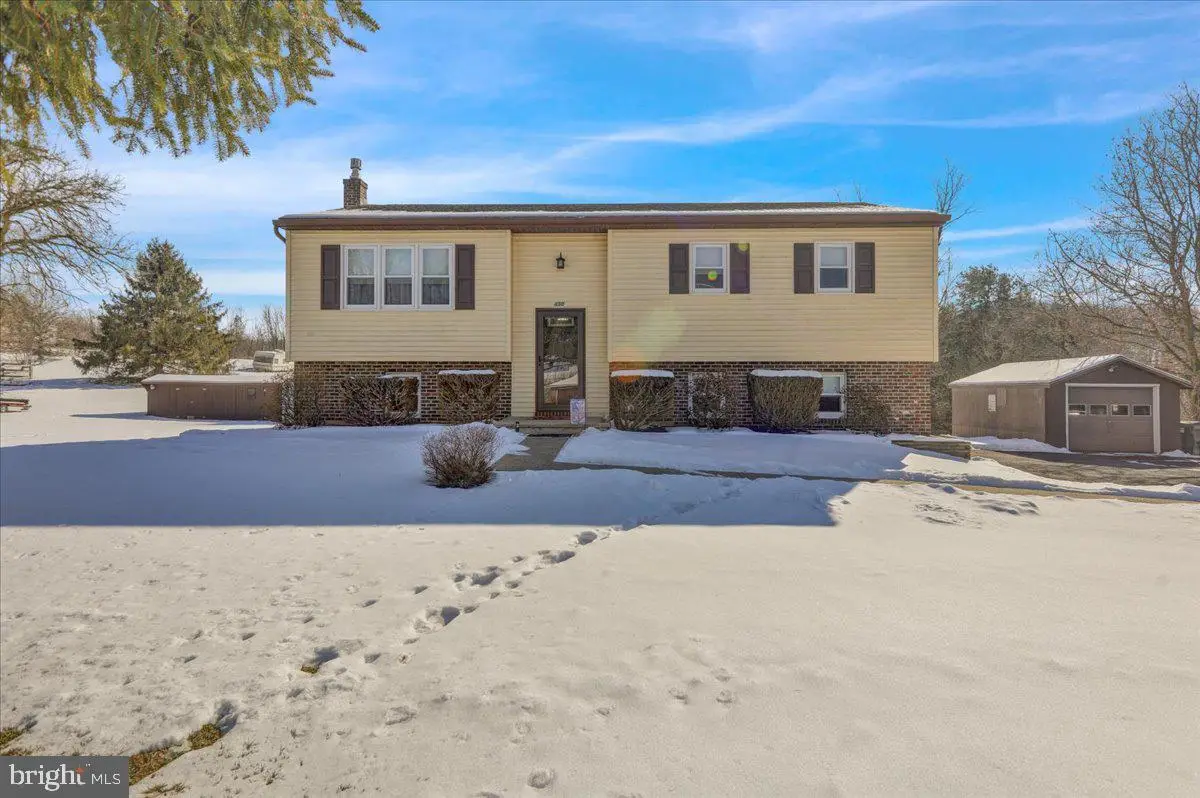 450 Birch Hill Rd, Shoemakersville, PA 19555 - Image #1