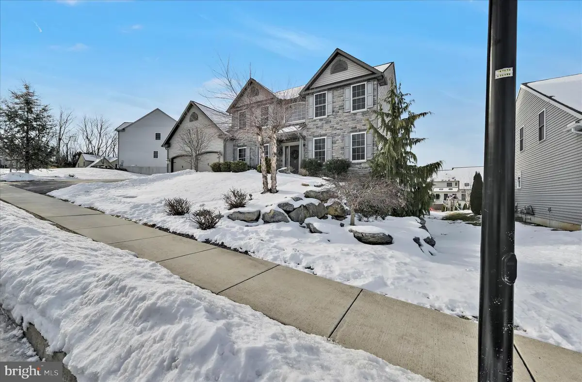 62 Stella Dr, Reading, PA 19608 - Image #1