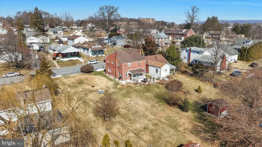 1622 Meade St, Reading, PA 19607 - #3