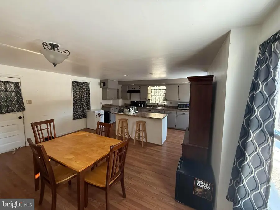 108 Poplar Rd, Fleetwood, PA 19522 - Image #3