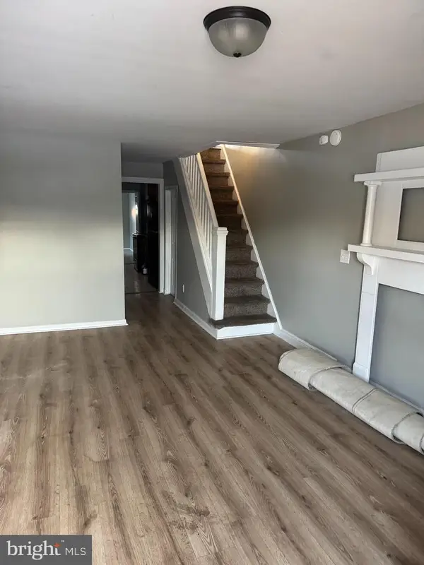 237 Maple St, READING, PA 19602