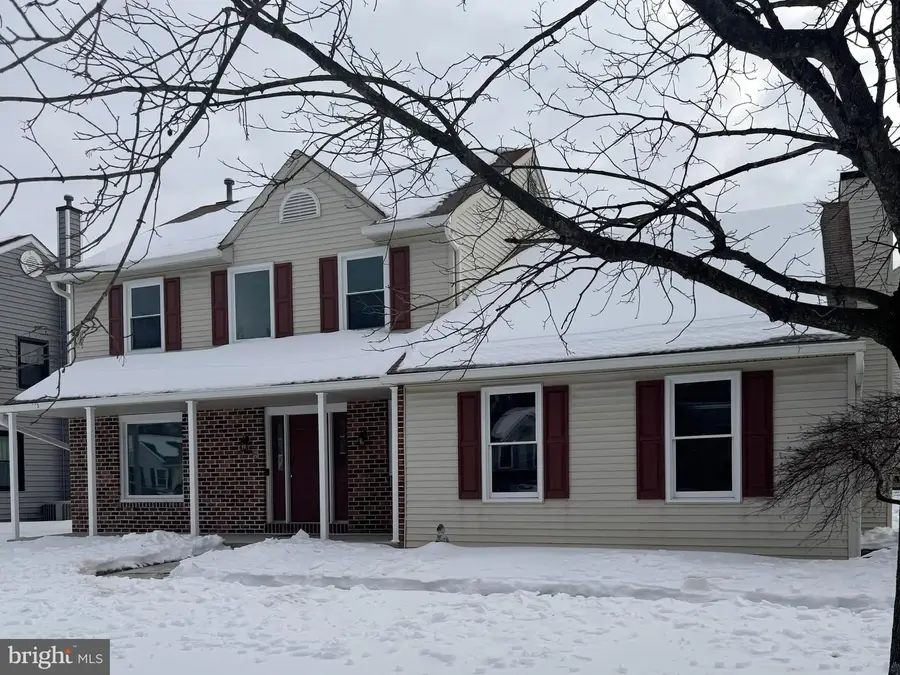 116 S Kelly Dr, Birdsboro, PA 19508 - Image #2