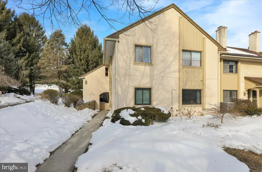 12 Muirfield Dr, Reading, PA 19607 - #2