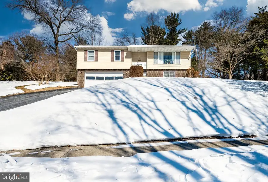 65 Wyomissing Hills Blvd, Reading, PA 19609 - Image #2