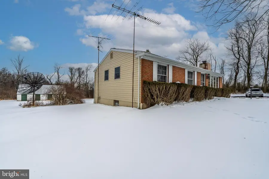 203 Alleghenyville Rd, Mohnton, PA 19540 - Image #3