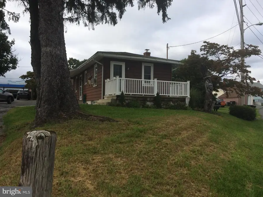 1151 Montgomery Ave, Boyertown, PA 19512 - #3