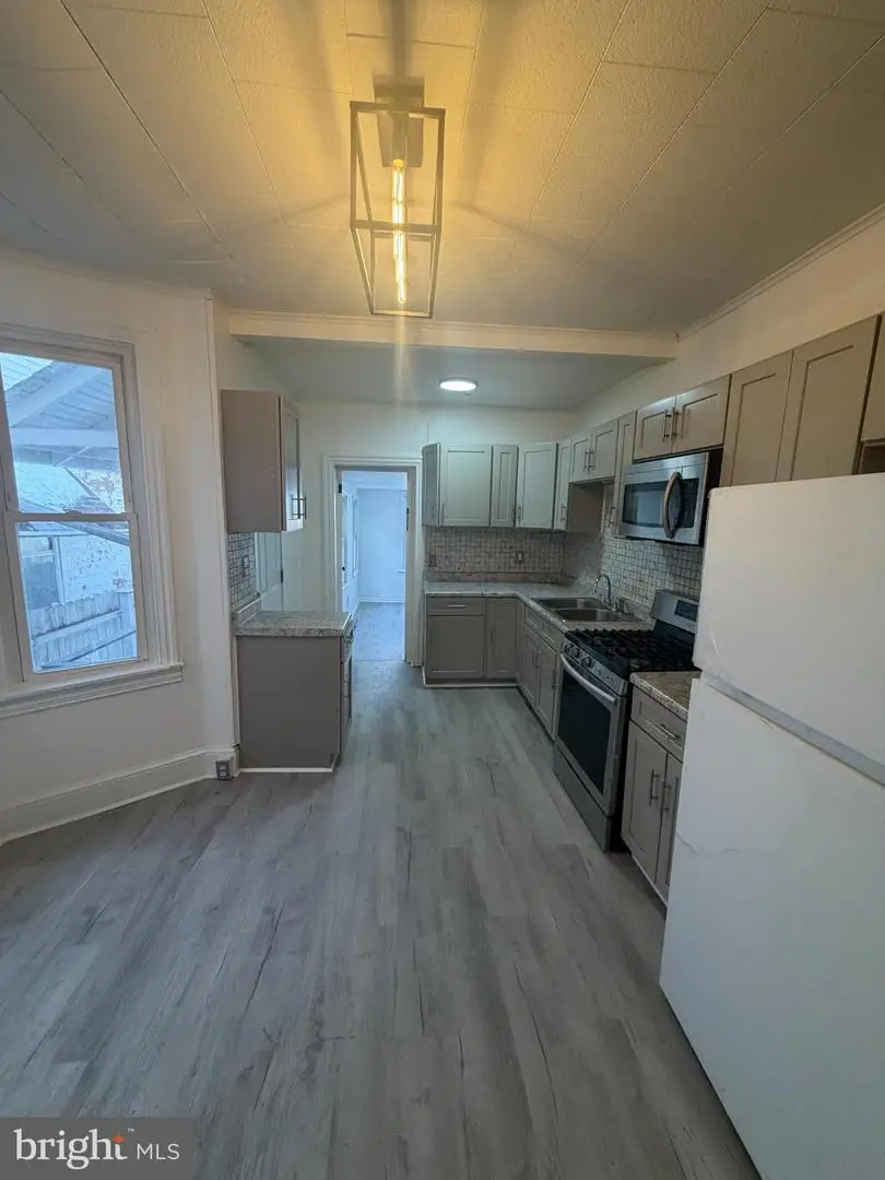 917 Greenwich St, Reading, PA 19604 - #2