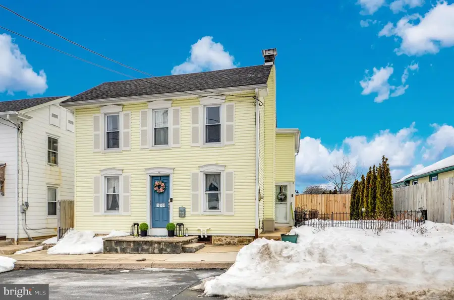 309 S Franklin St, Fleetwood, PA 19522 - #2