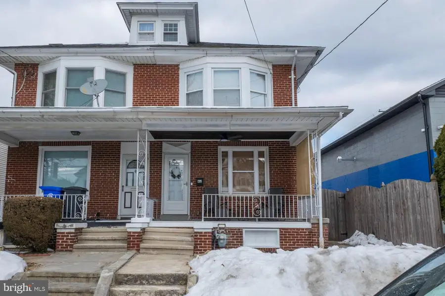 41 N Carroll St, Reading, PA 19611 - #3