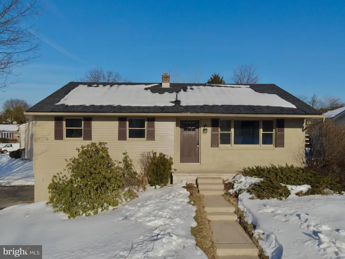 701 Tamarack Trl, Reading, PA 19607 - #1