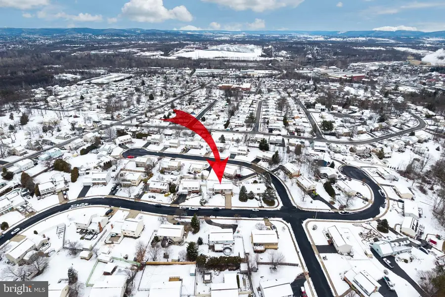 821 Colonial Dr, Birdsboro, PA 19508 - #2