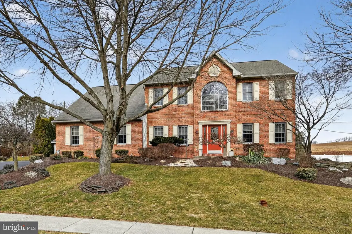 110 Pennsylvania Ave, Sinking Spring, PA 19608 - #1