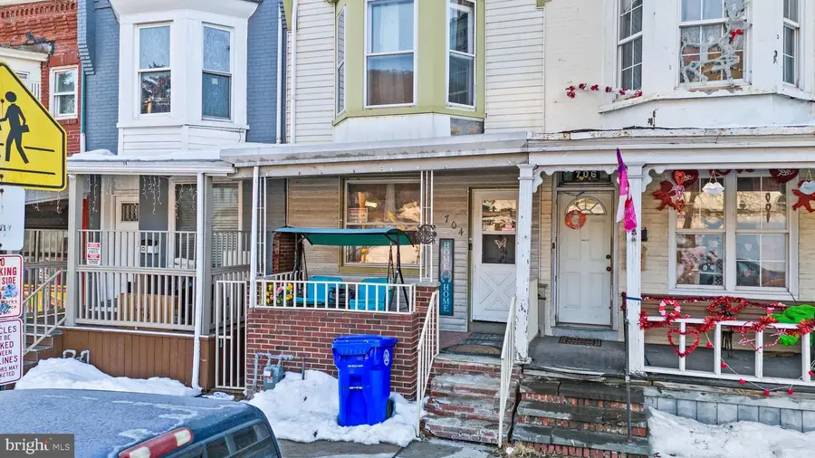 704 N 13th St, Reading, PA 19604 - #3