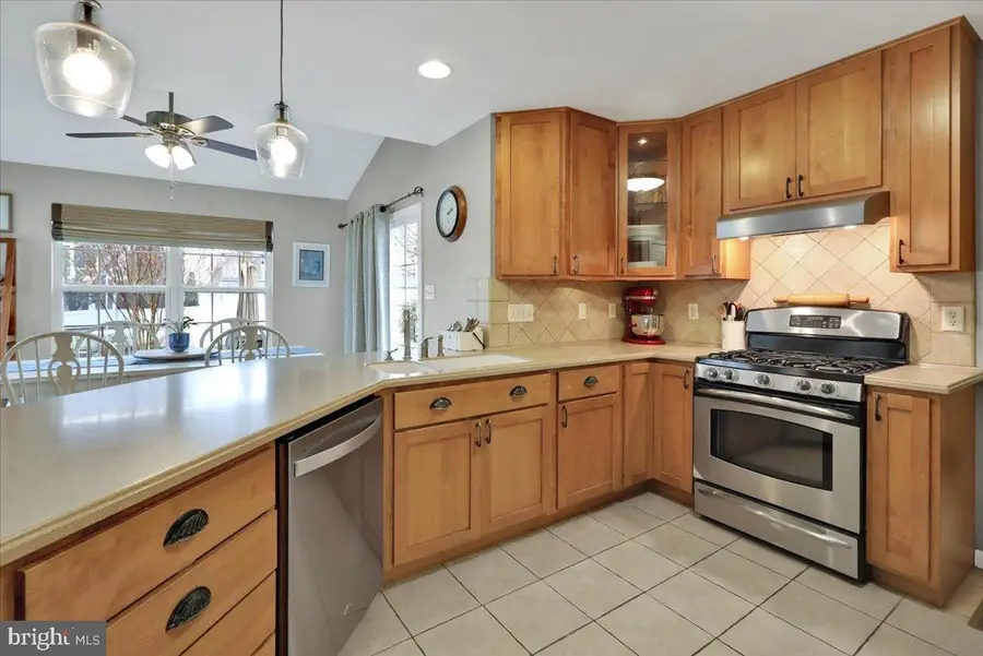 2508 John Henry Dr, Reading, PA 19608 - #3