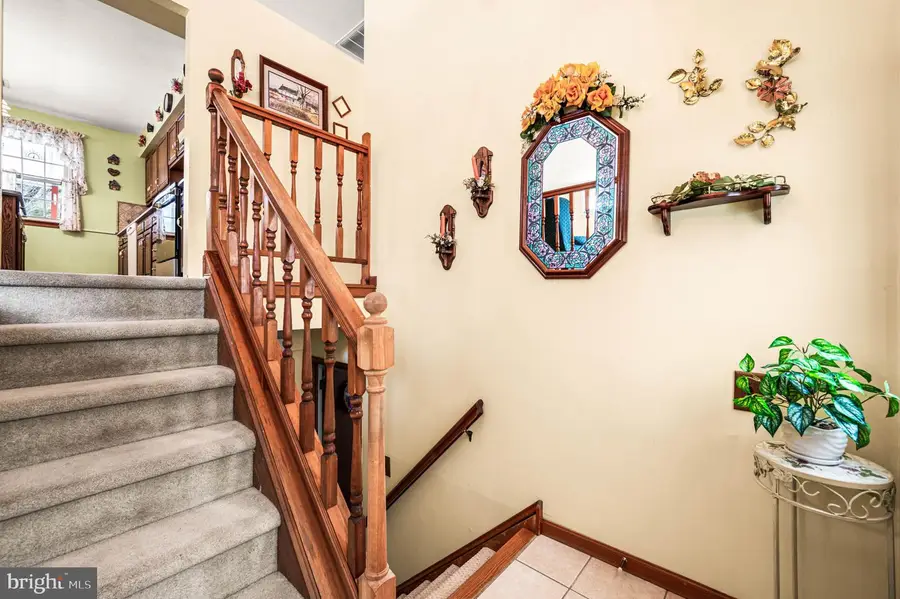 1548 County Line Rd, Gilbertsville, PA 19525 - #3