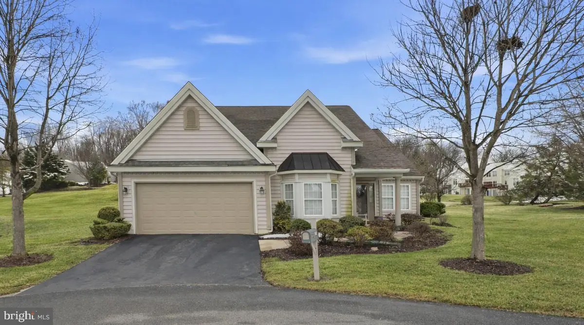 309 Charleston Ln, Reading, PA 19610 - #1