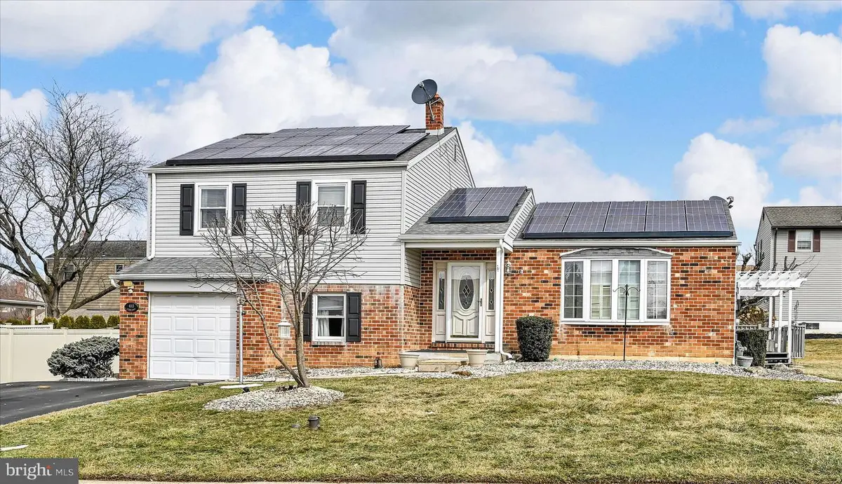 4113 Kinder Dr, Reading, PA 19605 - #1