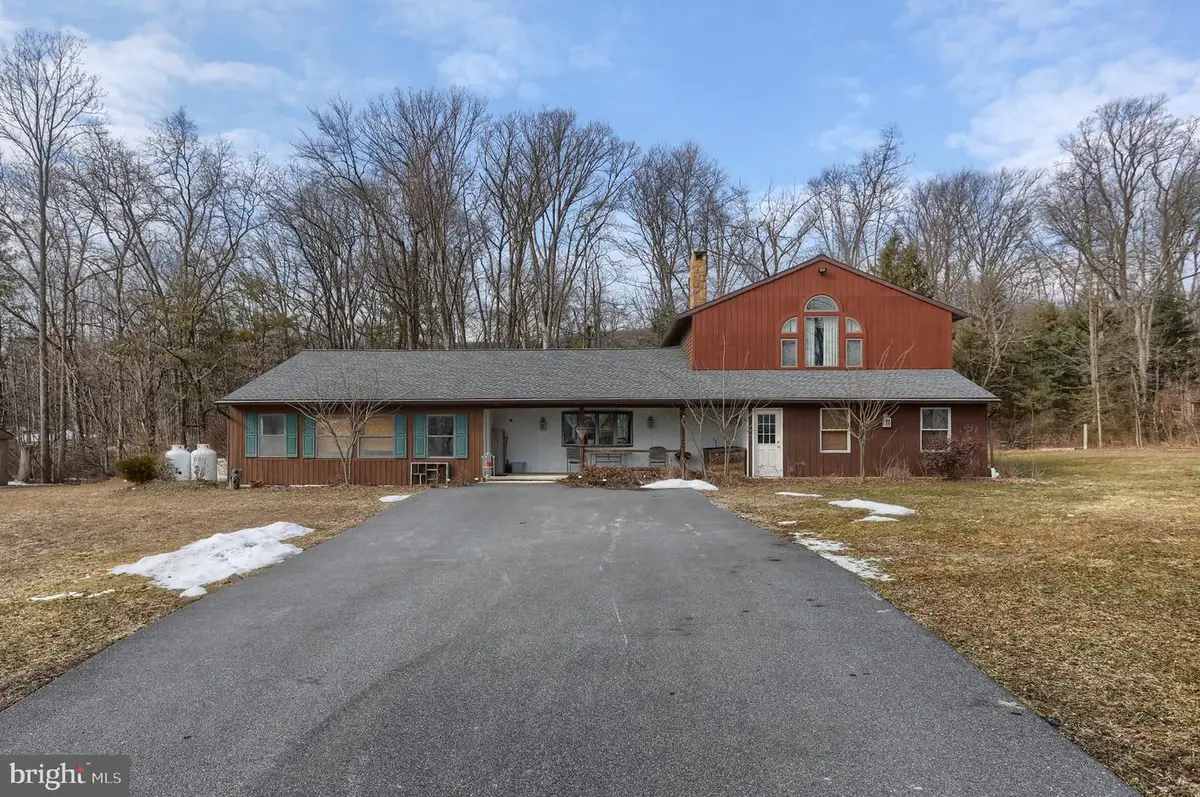 133 Fort Henry Rd, Bethel, PA 19507 - #1