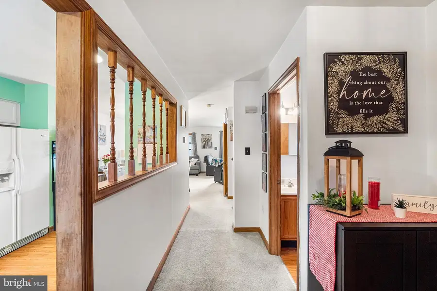 211 Poplar Dr, Reading, PA 19606 - #3