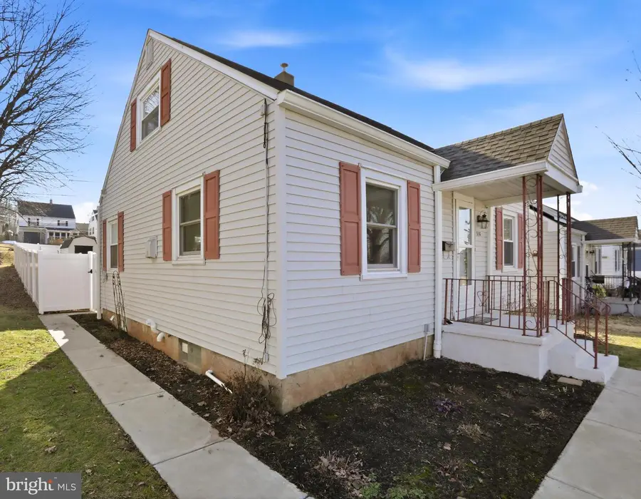 516 W 3rd St, Birdsboro, PA 19508 - #2