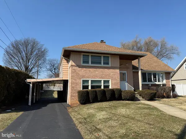 2405 Garden Ln, READING, PA 19609