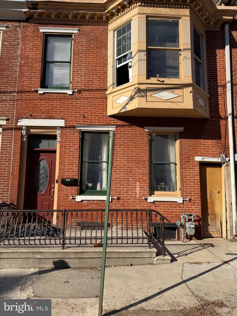 515 Elm St, Reading, PA 19601 - #2