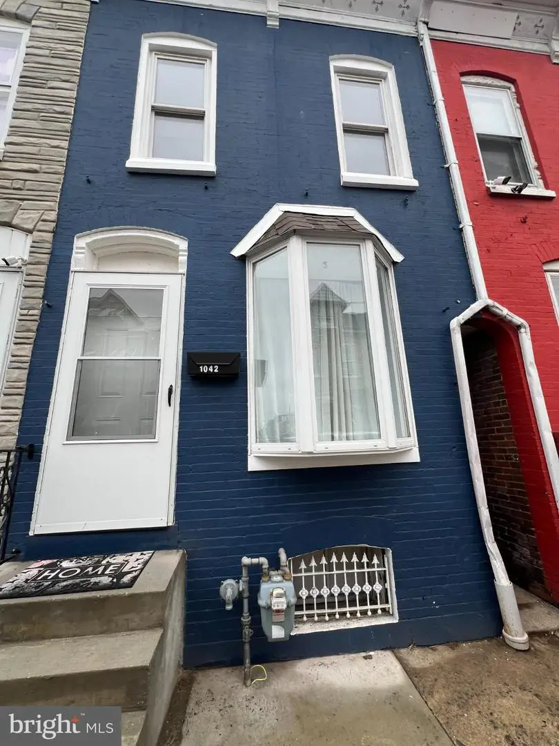 1042 Locust St, Reading, PA 19604 - #1