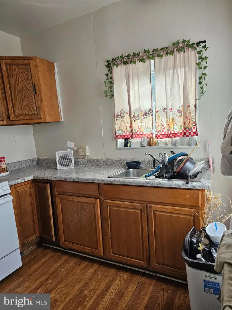 934 Greenwich St, Reading, PA 19604 - #3