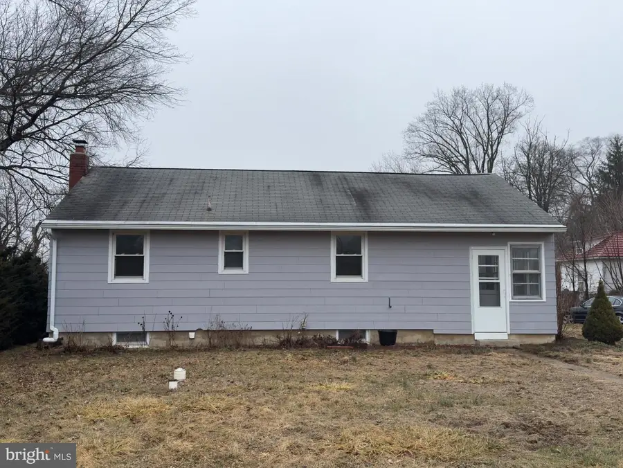 204 Old West Penn Ave, Wernersville, PA 19565 - #2