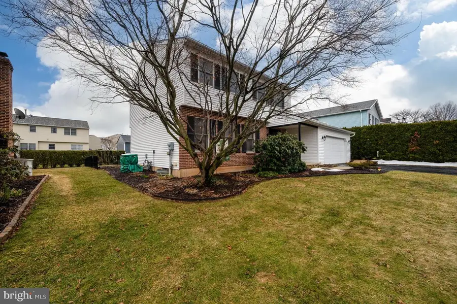 1326 Fredrick Blvd, Reading, PA 19605 - #3