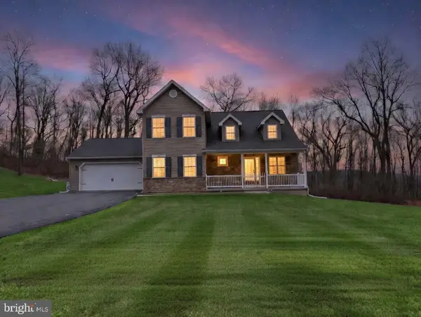 402 Mountainside Rd, TEMPLE, PA 19560