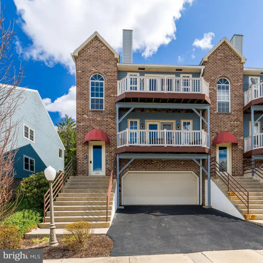 225-b N 14th St, Reading, PA 19604 - #2