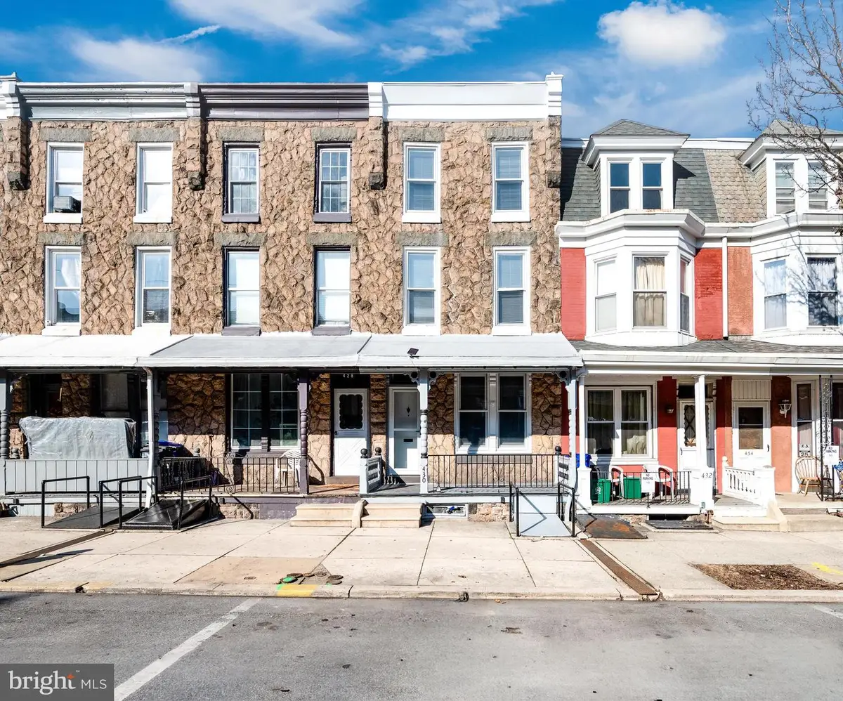 430 N 12th St, Reading, PA 19604 - #1