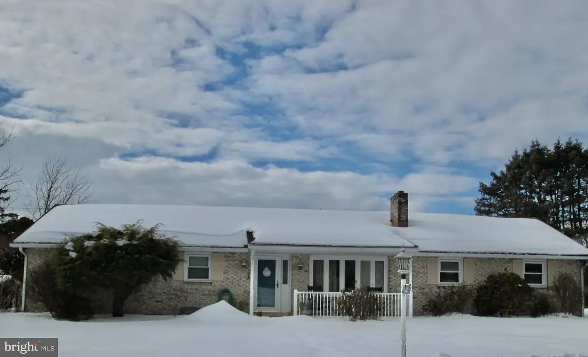 524 Prison Rd, Leesport, PA 19533 - #1