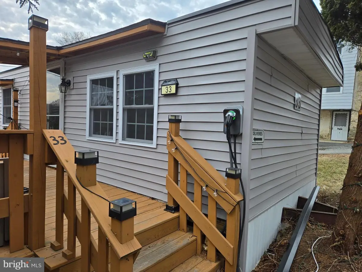 33 Squaw Cir, Barto, PA 19504 - #1