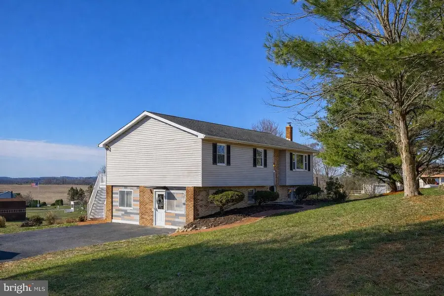 433 Sleepy Hollow Dr, Mohrsville, PA 19541 - #3