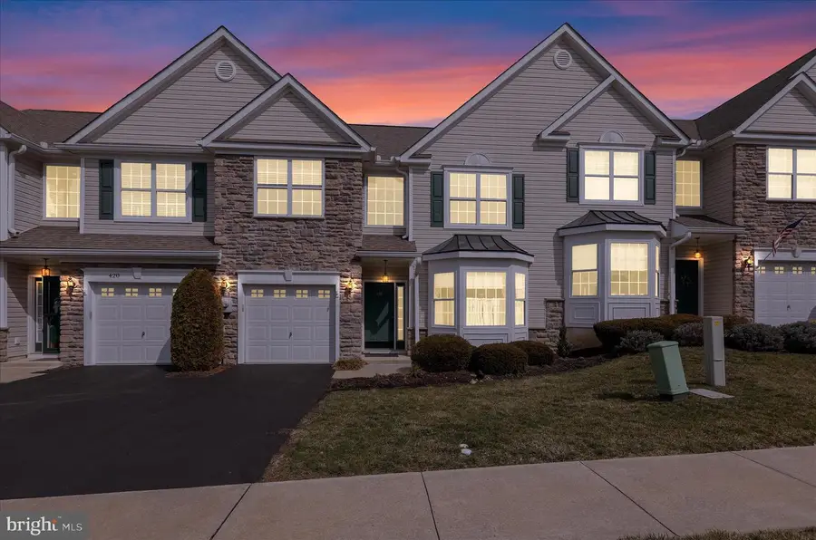 418 Harvest Dr, Blandon, PA 19510 - #2