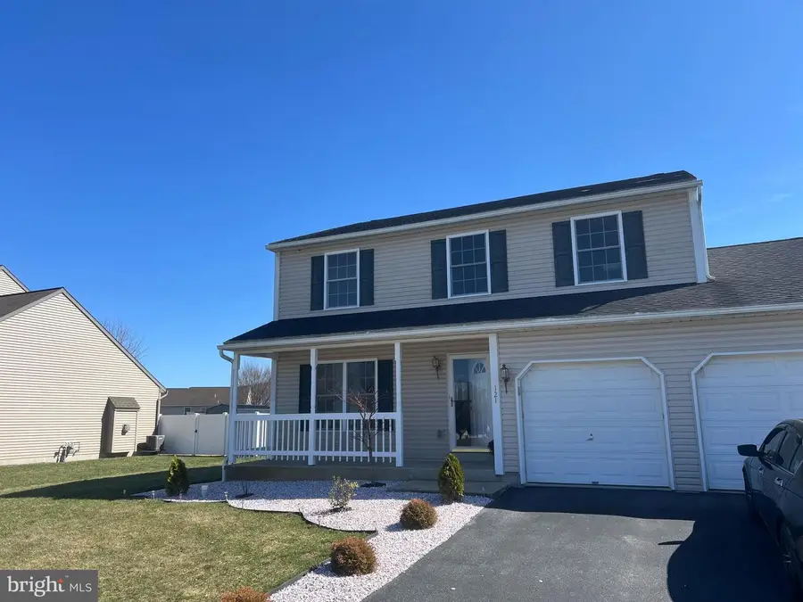 121 Nantucket Dr, Reading, PA 19605 - #2